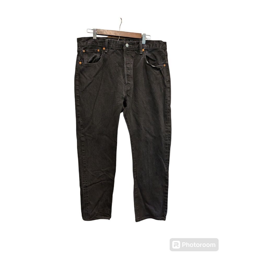 LEVI'S 501 STRAIGHT BUTTON FLY  SIZE 38X32 (38x31 actual) Black 100% Cotton‎